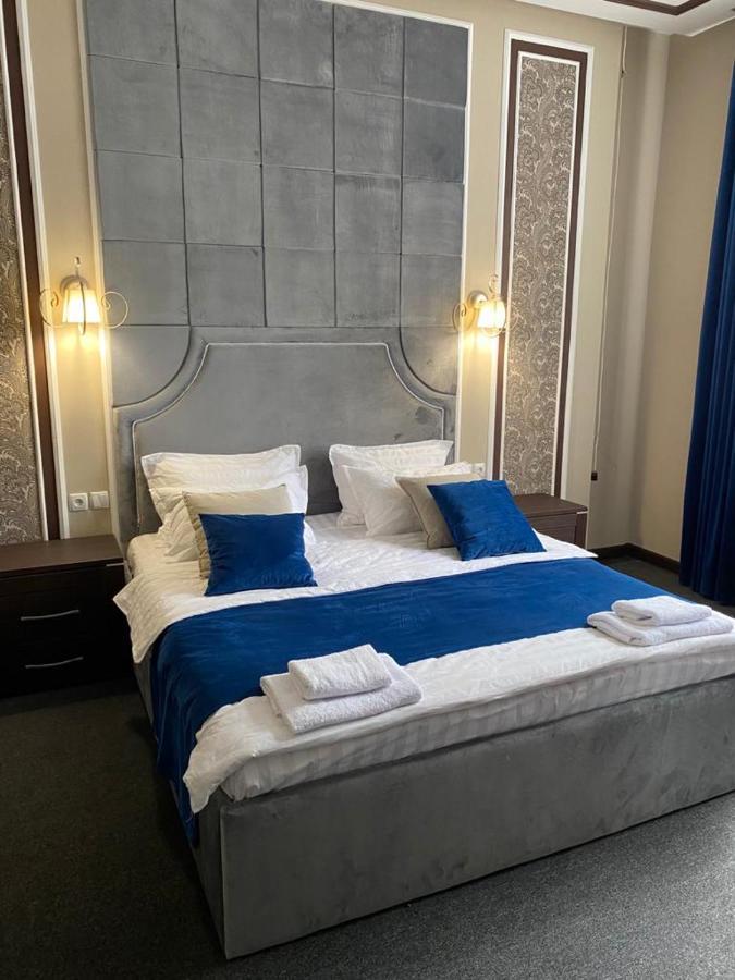 Hotel Shahristan Taraz Exteriér fotografie