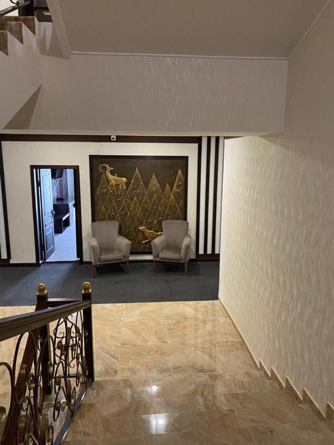 Hotel Shahristan Taraz Exteriér fotografie
